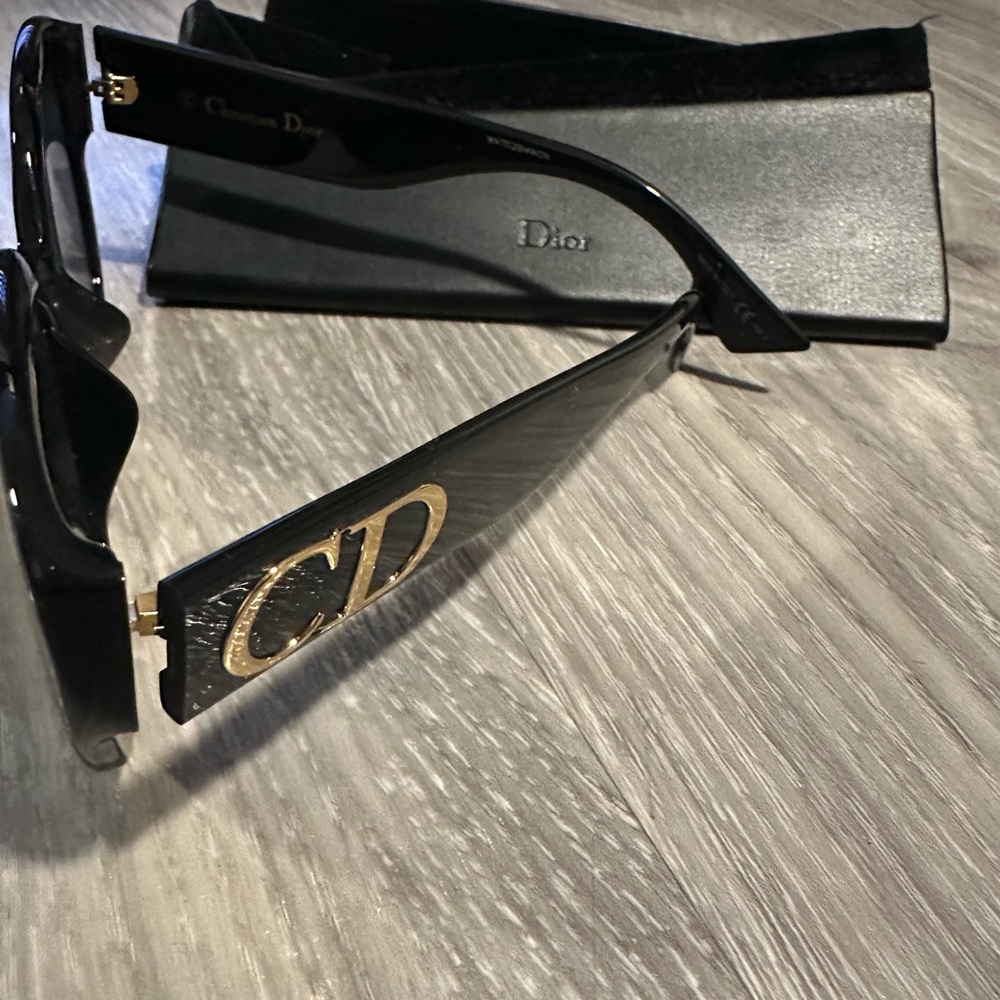 Dior Black and Gold Men's Glasses - Picture 1 of 3
